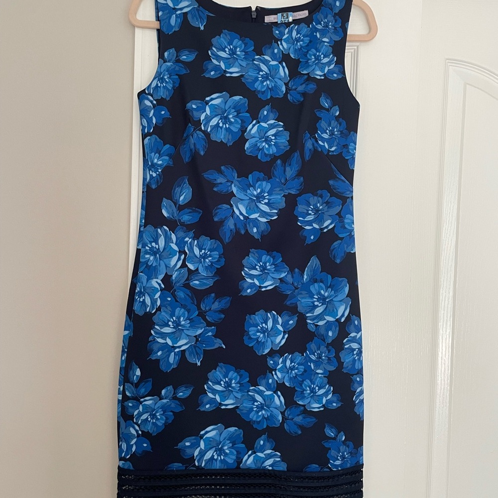 Carmen Marc Valvo Blue Floral Midi Dress